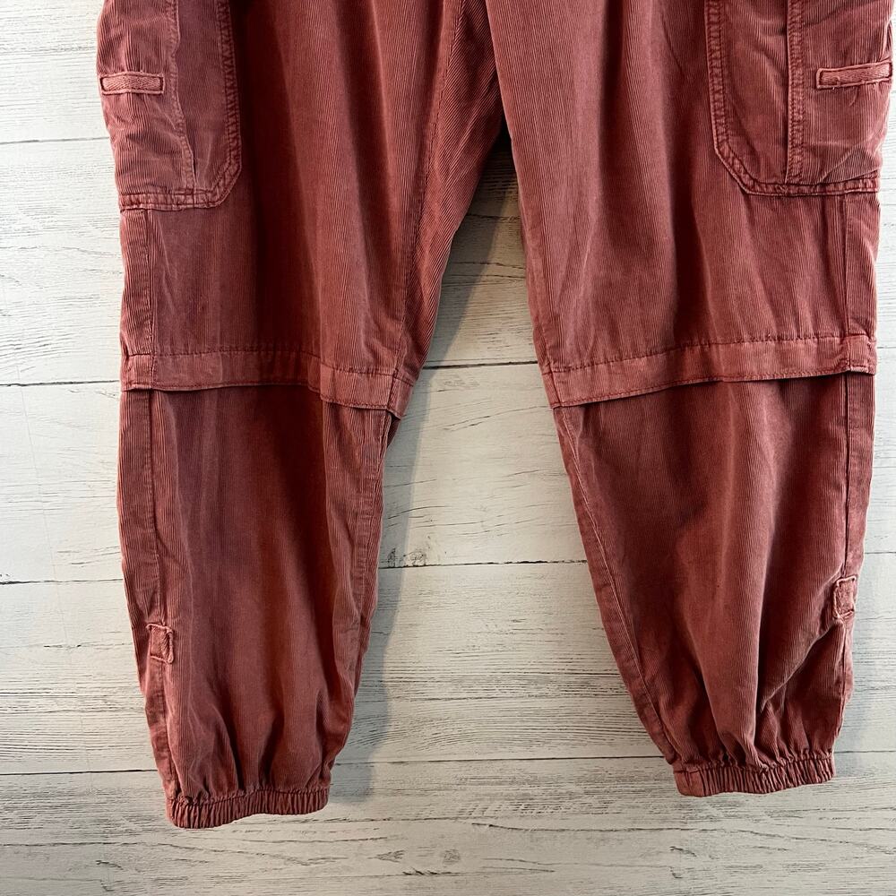 American Eagle NWT Super High Rise Baggy Jogger Pink‎ Corduroy Cargo Size 12 - Picture 5 of 11